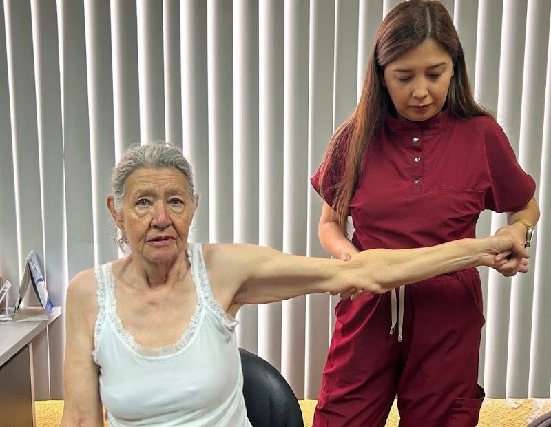 Foto de FisioTheraPro 2